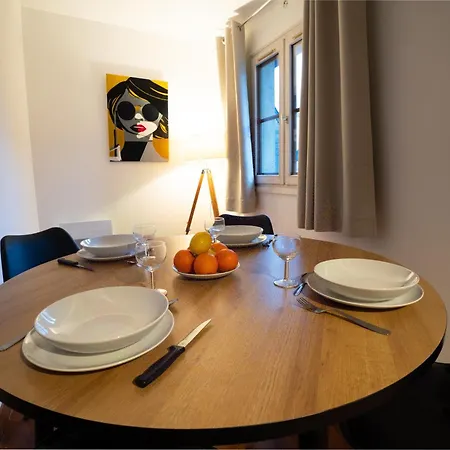 5 Personnes 50 M2 Hyper Centre * Rouen