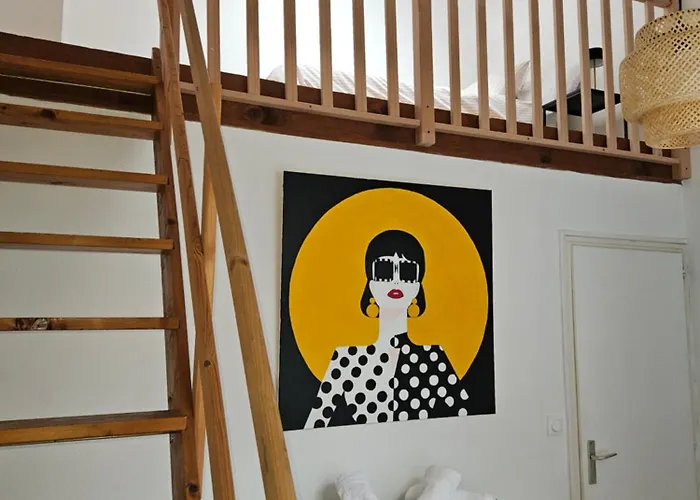 Centre 50 M2 Rue Sainte Croix Des Pelletiers Appartement *